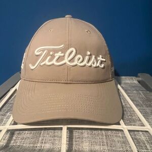 Men’s Titleist Golf Hat